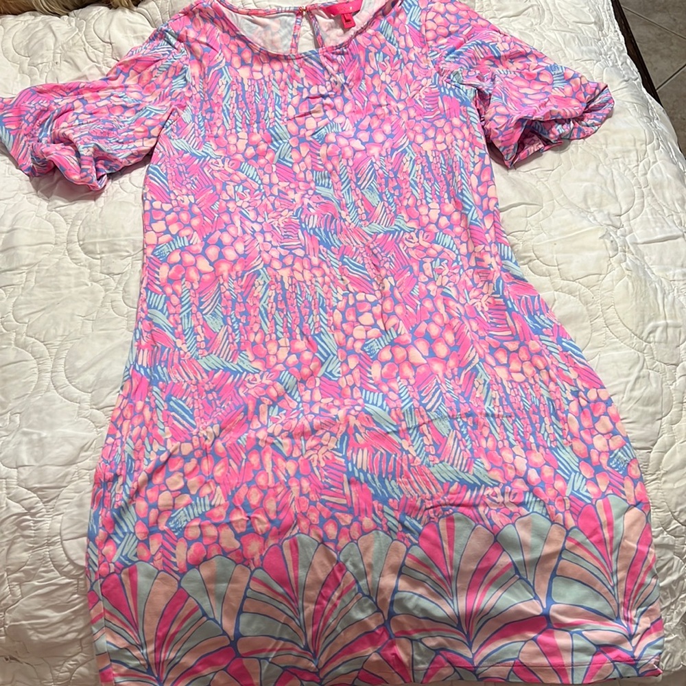 Lilly Pulitzer dress with puff sleeves